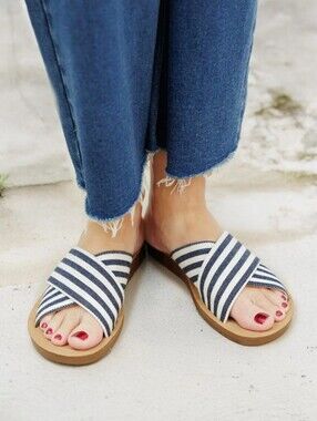 Corkys "Dig It" Navy Striped Crisscross Slide Sandals Size 9